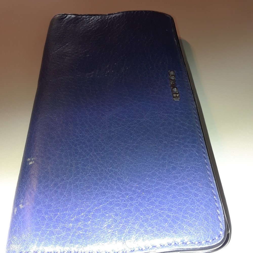 Coach Wallet (Blue), good condition.